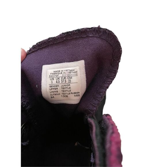 Converse CTAS Girl's Pre-owned Purple/Black Leopard Hi Top Sneakers -sz. 5 RARE - Picture 4 of 5